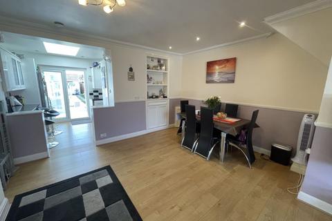 72 Grange Road, Aveley, South Ockendon, RM15 4EJ