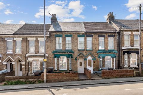 3 bedroom terraced house for sale, Crabble Hill, Dover, CT17