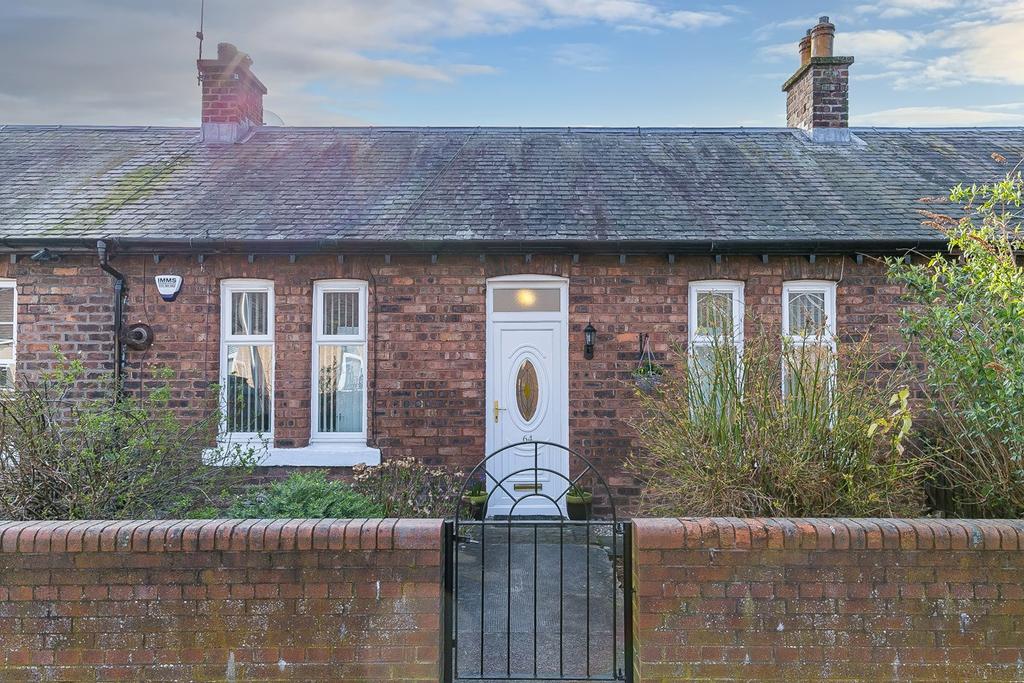 Dean Park, Newtongrange, Dalkeith, EH22 1 bed cottage £175,000