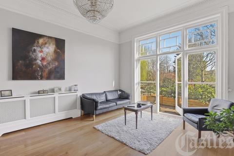 16b Coolhurst Road, London, N8 8EL