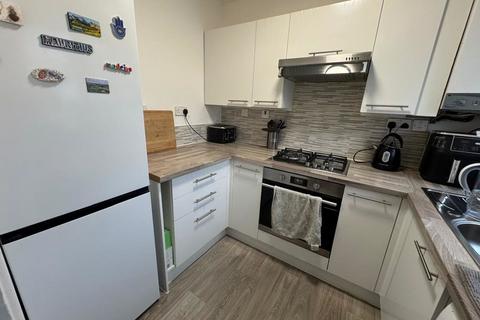 2 bedroom end of terrace house to rent, Coriander Drive, Bristol
