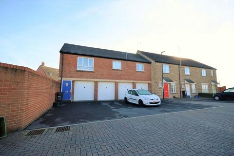 2 bedroom semi-detached house to rent, Bell Chase, Yeovil