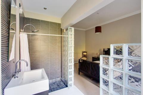 3 bedroom apartment for sale - The Lindsay Suite, Flat 4, Finavon Castle, By Forfar, Angus, DD8