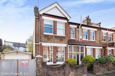 23 Whitehall Road, London, W7 2JE