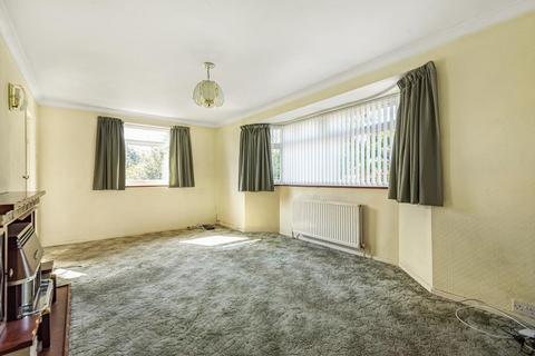 8 Field Close, Yarnton, Kidlington, OX5 1NE