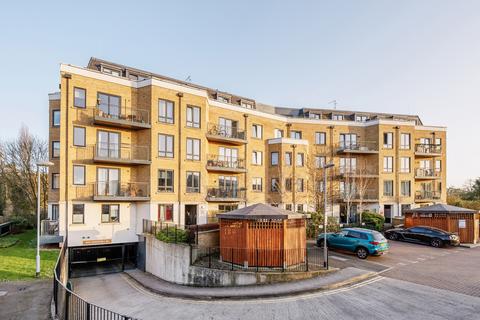 35 Dock Meadow Reach, Hanwell, London, W7 2QN