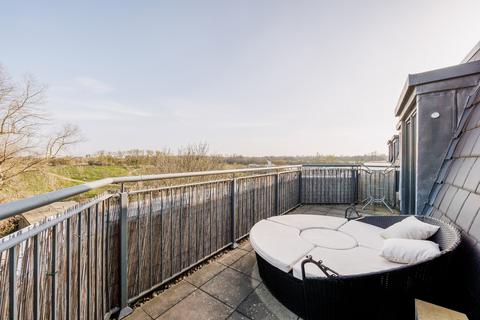 35 Dock Meadow Reach, Hanwell, London, W7 2QN