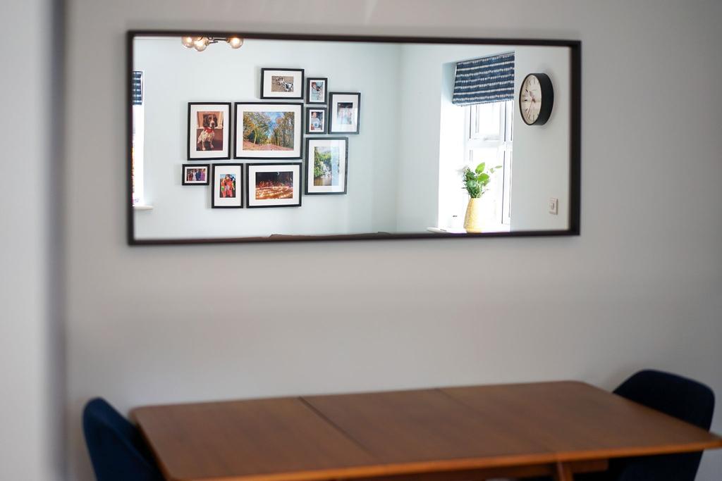 Photograph 8