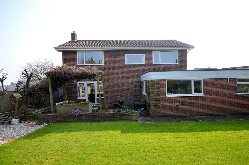 Portal Crescent, Mirfield, WF14 4 bed detached house £410,000