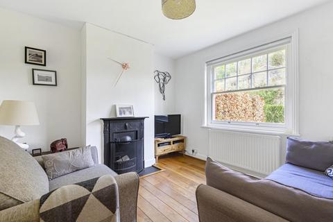 1 Eashing Lane, Godalming, GU7 2JZ