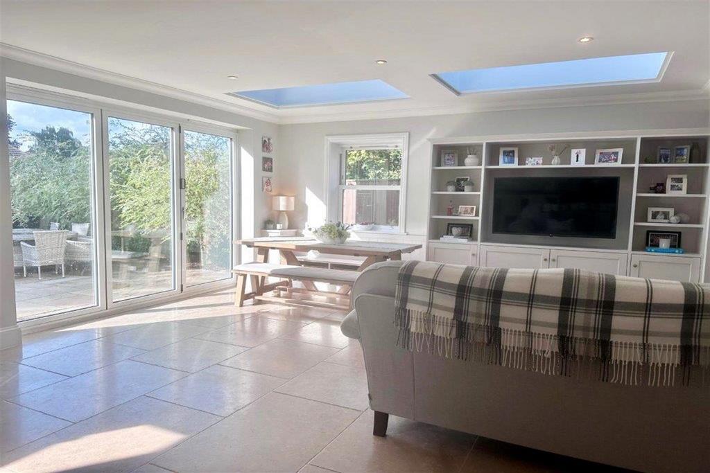 Breakfast Room