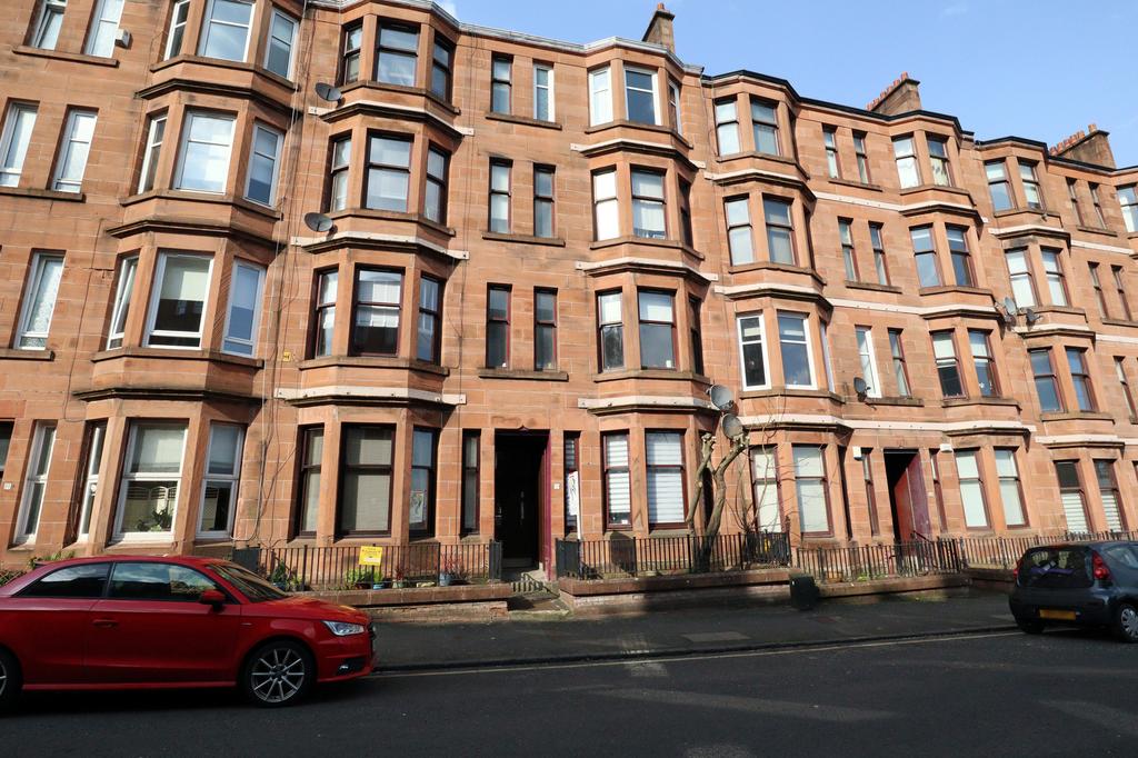 Somerville Drive, Glasgow G42 1 bed ground floor flat £109,500