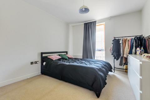 1 bedroom flat for sale - Cockfosters,  Barnet,  EN4