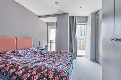 2 bedroom property to rent, No.4, Upper Riverside, Cutter Lane, Greenwich Peninsula, SE10