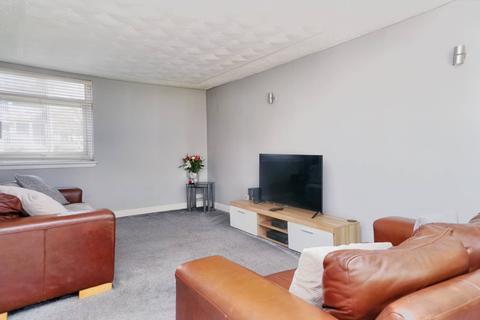 2 bedroom flat for sale - Denholm Green, Murray, East Kilbride G75