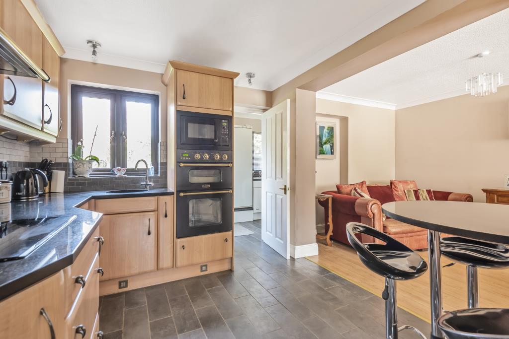 Open plan kitchen/diner