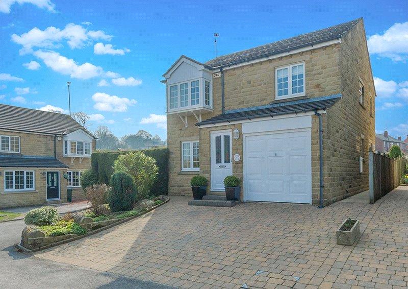 Church Meadows, Birstall, West Yorkshire, WF17 4 bed detached house £350,000