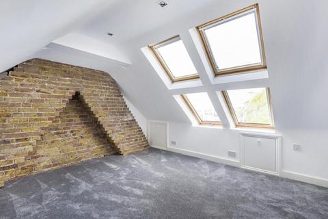 17 Camden Grove, Chislehurst, BR7 5BH