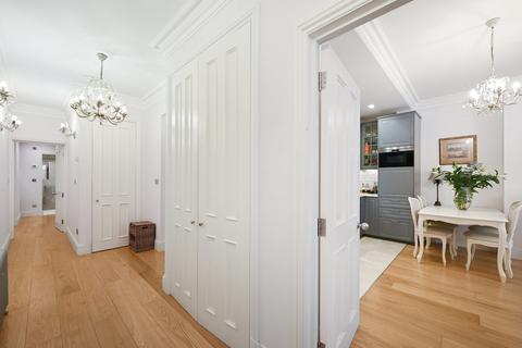 2 bedroom flat for sale, St. Georges Square, Pimlico, London, SW1V