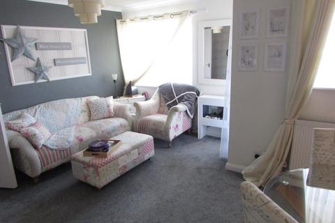 48 Briardale, Stevenage, SG1 1TP