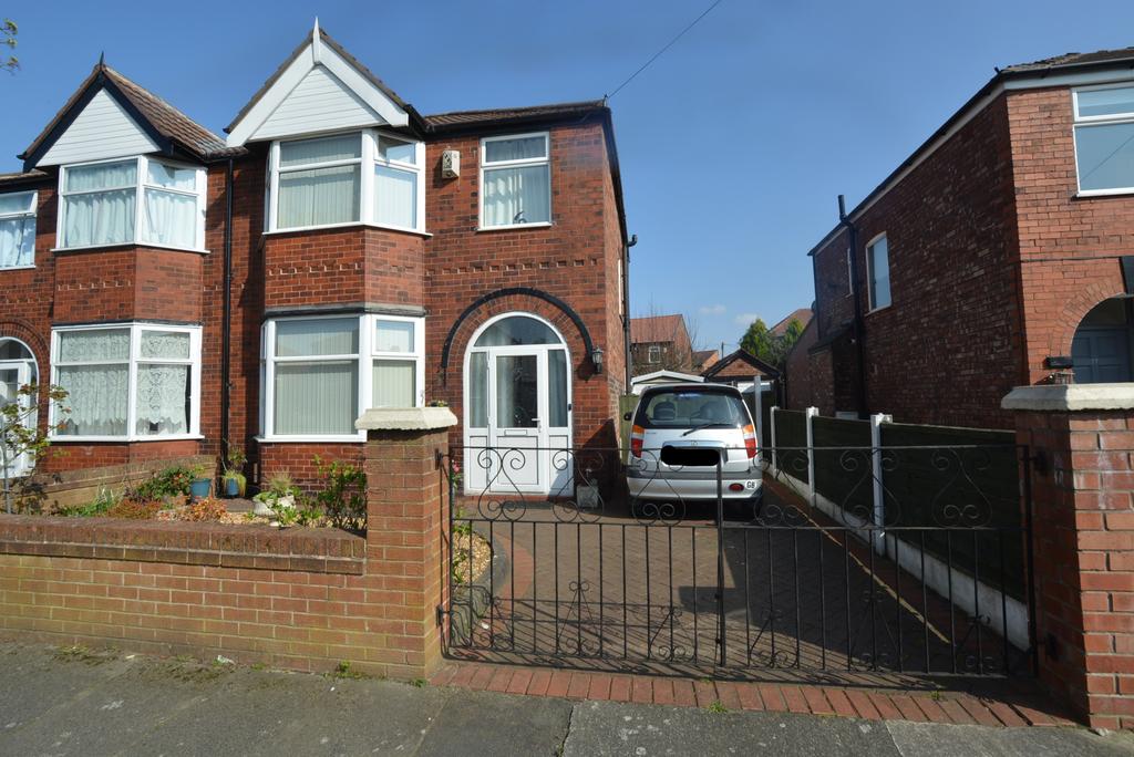Barkway Rd, Stretford, M32 3 bed semidetached house £300,000