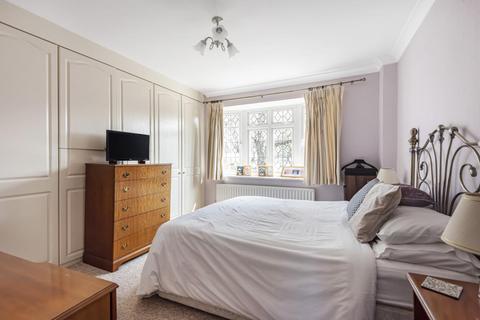 159 Bourne Vale, Bromley, BR2 7NY