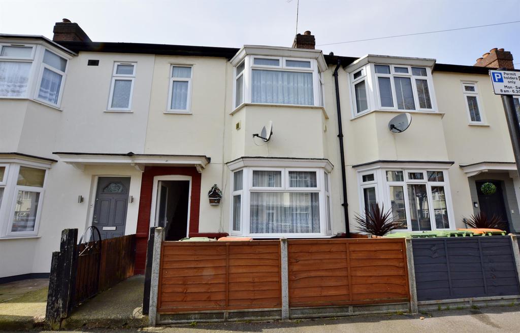 Throckmorton Road, Custom House, London, E16 3DN 2 bed terraced house