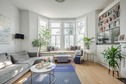 3 bedroom flat for sale - CLAPHAM COMMON NORTH SIDE, SW4