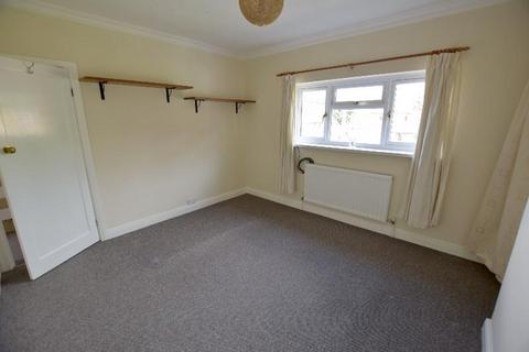 2 bedroom flat to rent, West Close, Walton, Stone, ST15