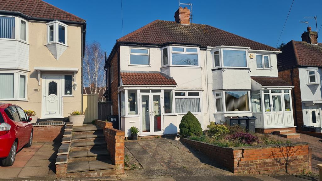 59 Gleneagles Road, Yardley 3 bed semidetached house £950 pcm (£219 pw)