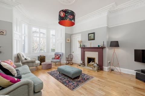 46 Summerside Place, Edinburgh, EH6 4NY