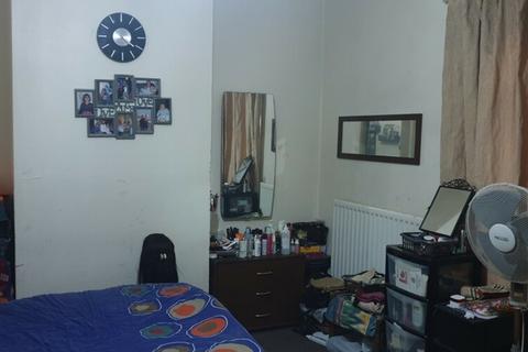75 Benton Road, Sparkbrook, Birmingham, B11 1TY