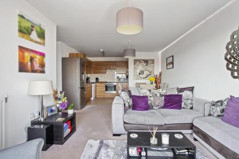 2 bedroom flat for sale - Duchess House, John Thornycroft Road, Southampton SO19