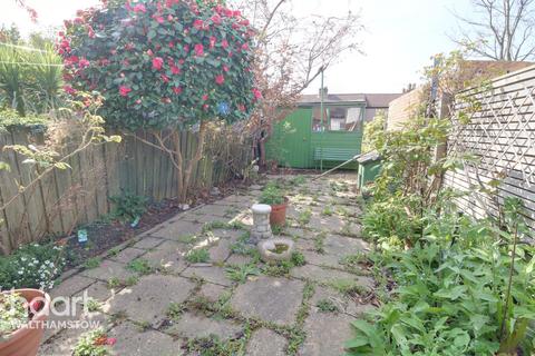 30 Aubrey Road, London, E17 4SL