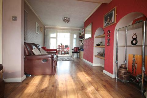 10 Langley Road, Isleworth, TW7 5AH