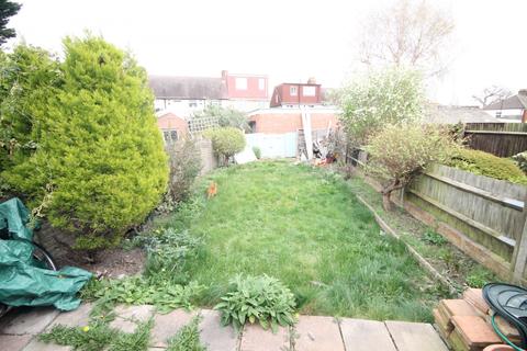 10 Langley Road, Isleworth, TW7 5AH