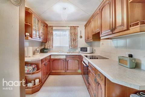 40 Queens Road, Hayes, UB3 2RY