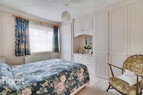 40 Queens Road, Hayes, UB3 2RY