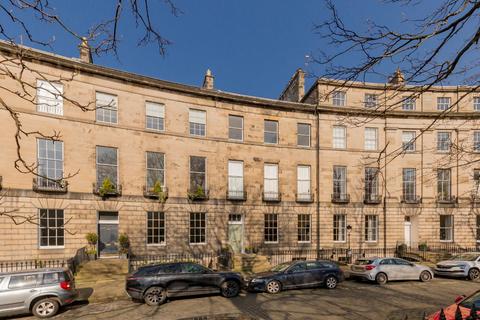 20/5 Royal Circus, Edinburgh, EH3 6SS