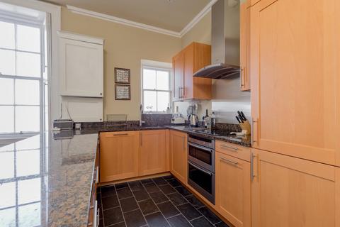 20/5 Royal Circus, Edinburgh, EH3 6SS