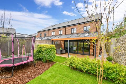 4 bedroom end of terrace house for sale, Romney Road, Allington, Maidstone, Kent