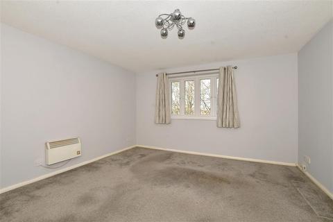 54 Chipstead Close, Sutton, SM2 6BE