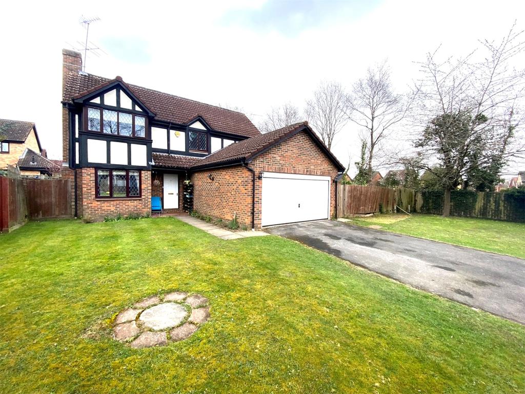 Woodward Close, Winnersh, Wokingham... 4 bed detached house £675,000