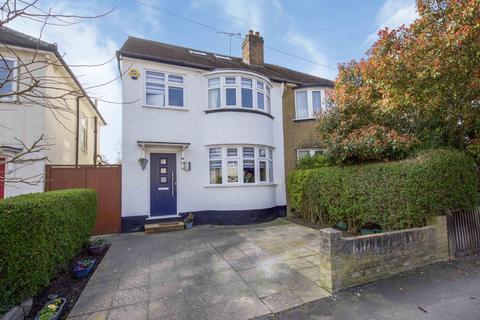 38 Cambridge Road, New Malden, KT3 3QG