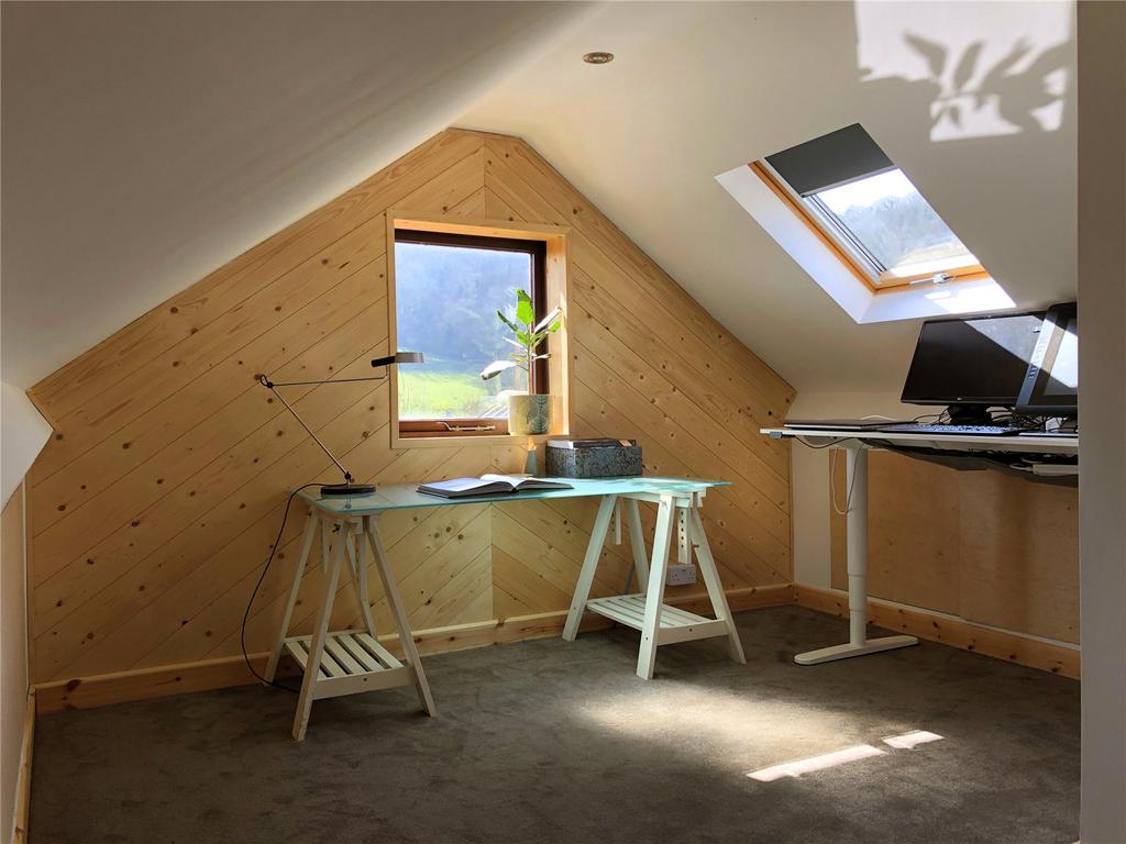 Bedroom/Office