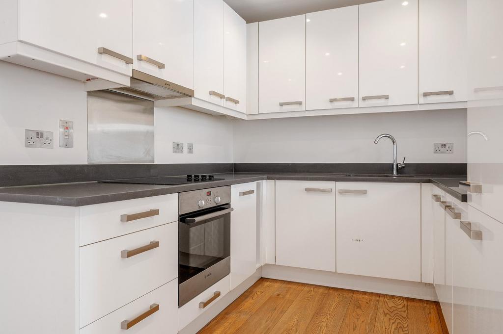 Apartment in London - View 2