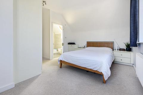 24 Copse Road, Cobham, KT11 2TW