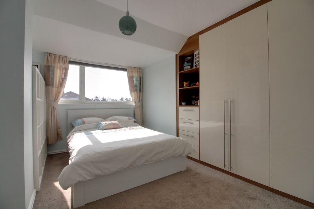 Bedroom 2 (Double)