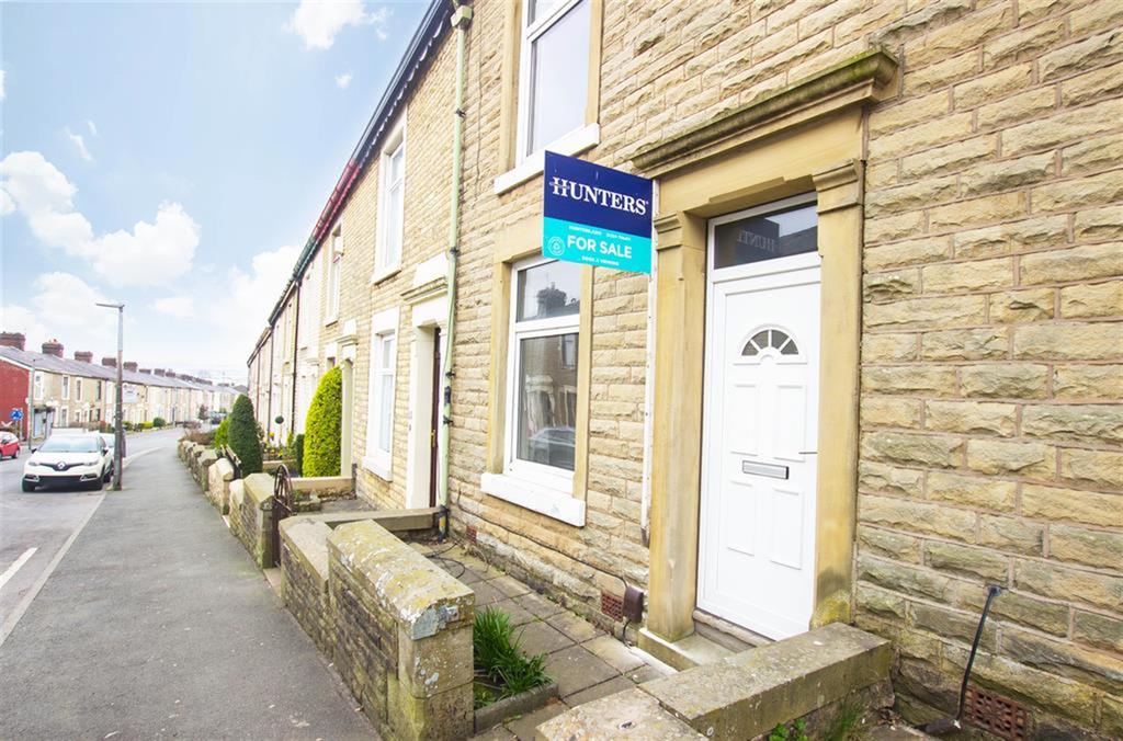 Lynwood Avenue, Darwen, BB3 0HZ 2 bed terraced house £110,000