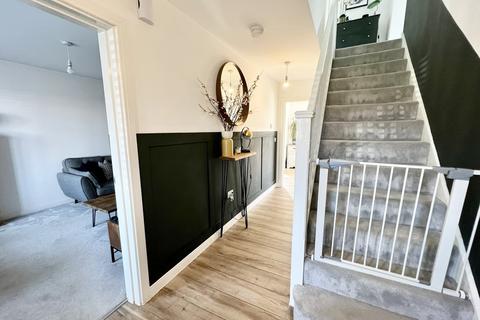 82 Dewberry Road, Tidbury Green, Solihull, B90 1UJ